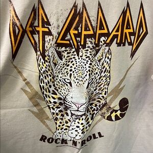 Tultex Cream Def Leppard Graphic Tee